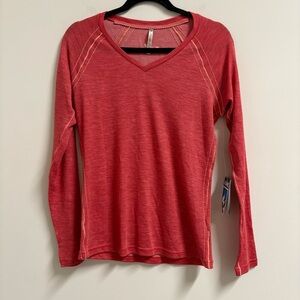 NWT Kuhl Wool Blend Long Sleeve V-Neck Gisele Sweater Base Layer S Small
